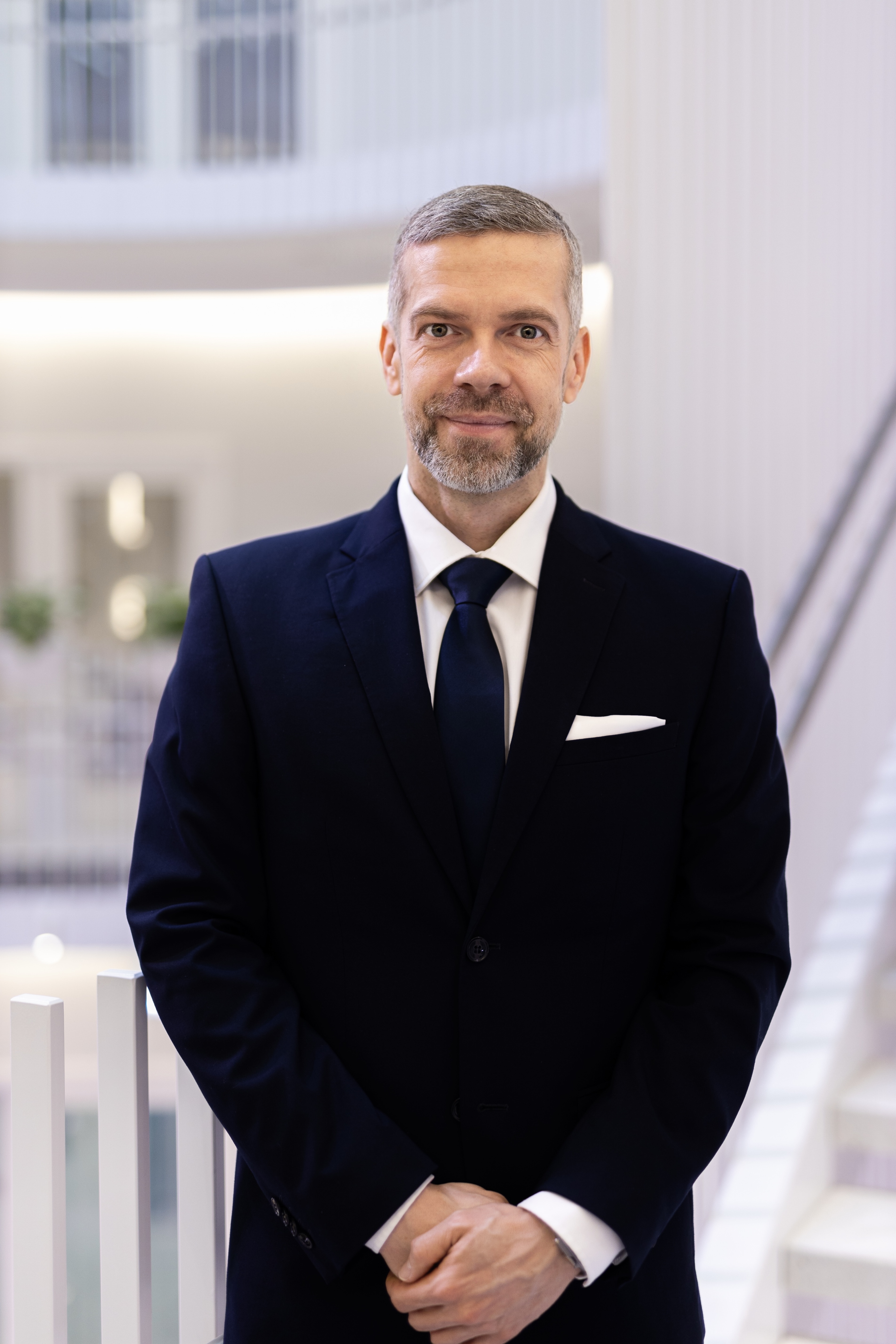 Dr Ingmar Lindström